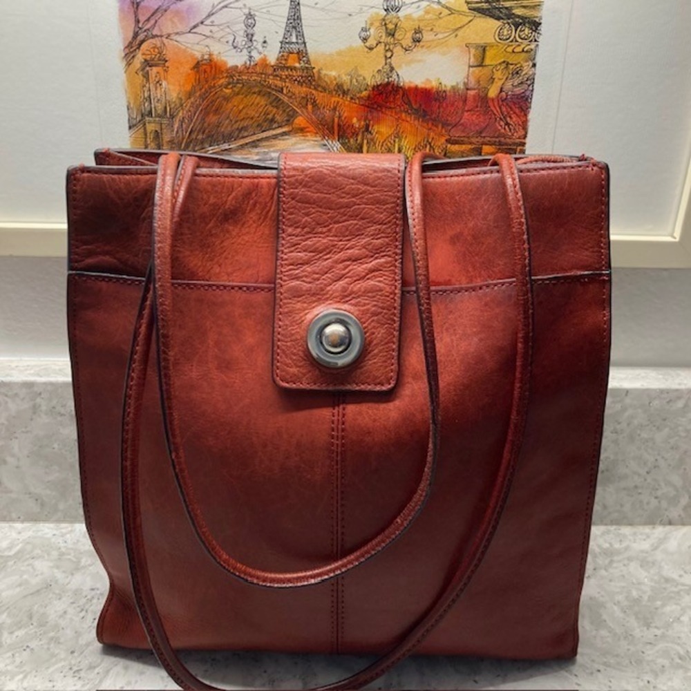 Wilsons Leather / Pelle Studio Leather Tote Magnetic Closer Ox Blood/ Mahogany